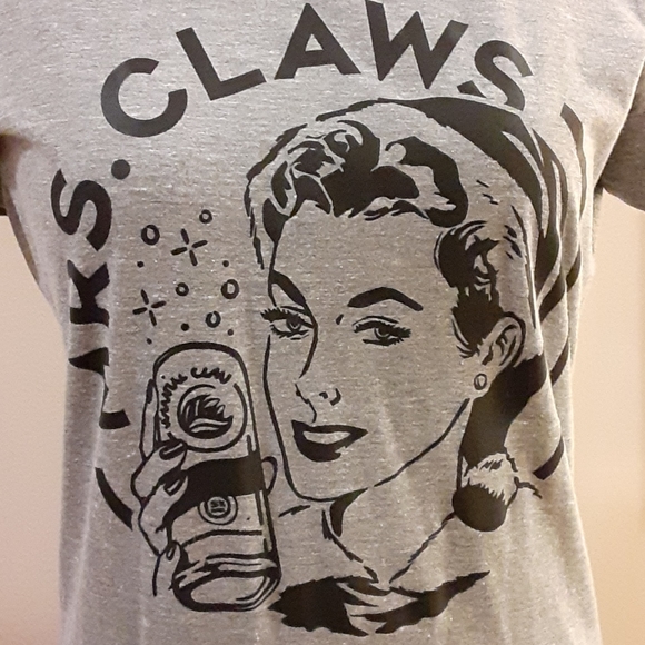 🤶 Mrs. White Claws Small gray tee shirt top - Picture 1 of 4